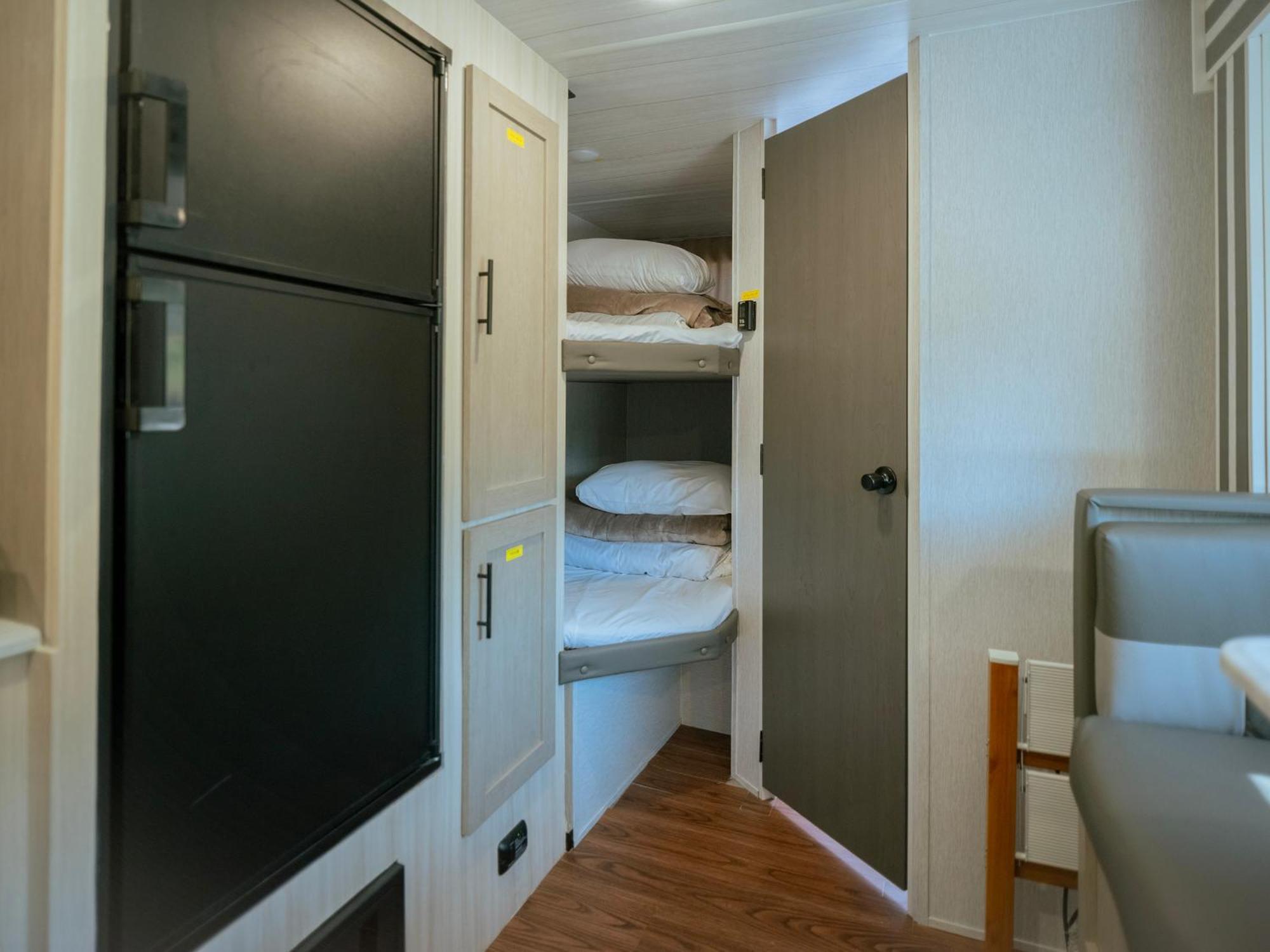 Gramercy Village 山中湖 Glamping &Sauna Яманакако Экстерьер фото
