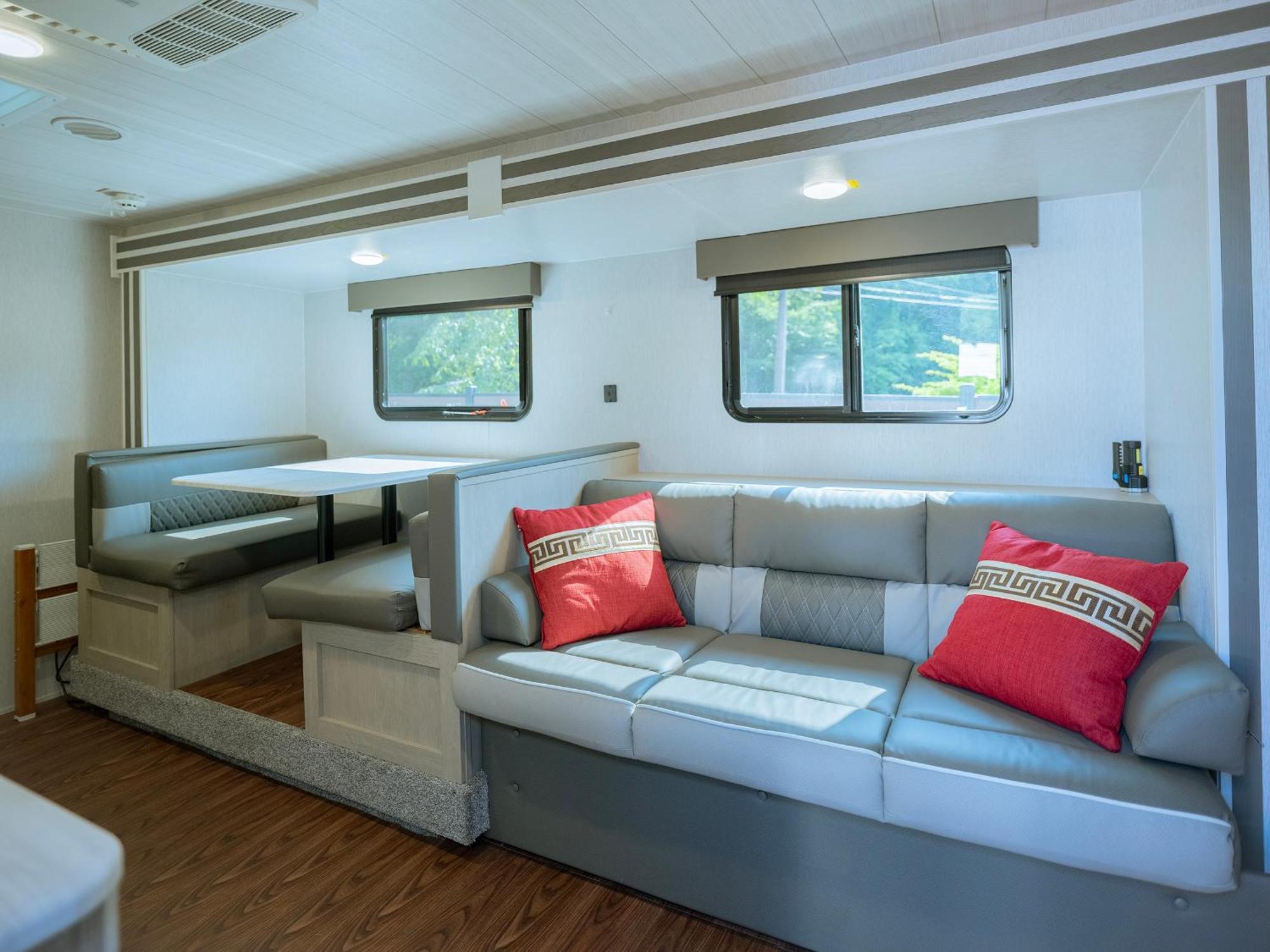 Gramercy Village 山中湖 Glamping &Sauna Яманакако Экстерьер фото