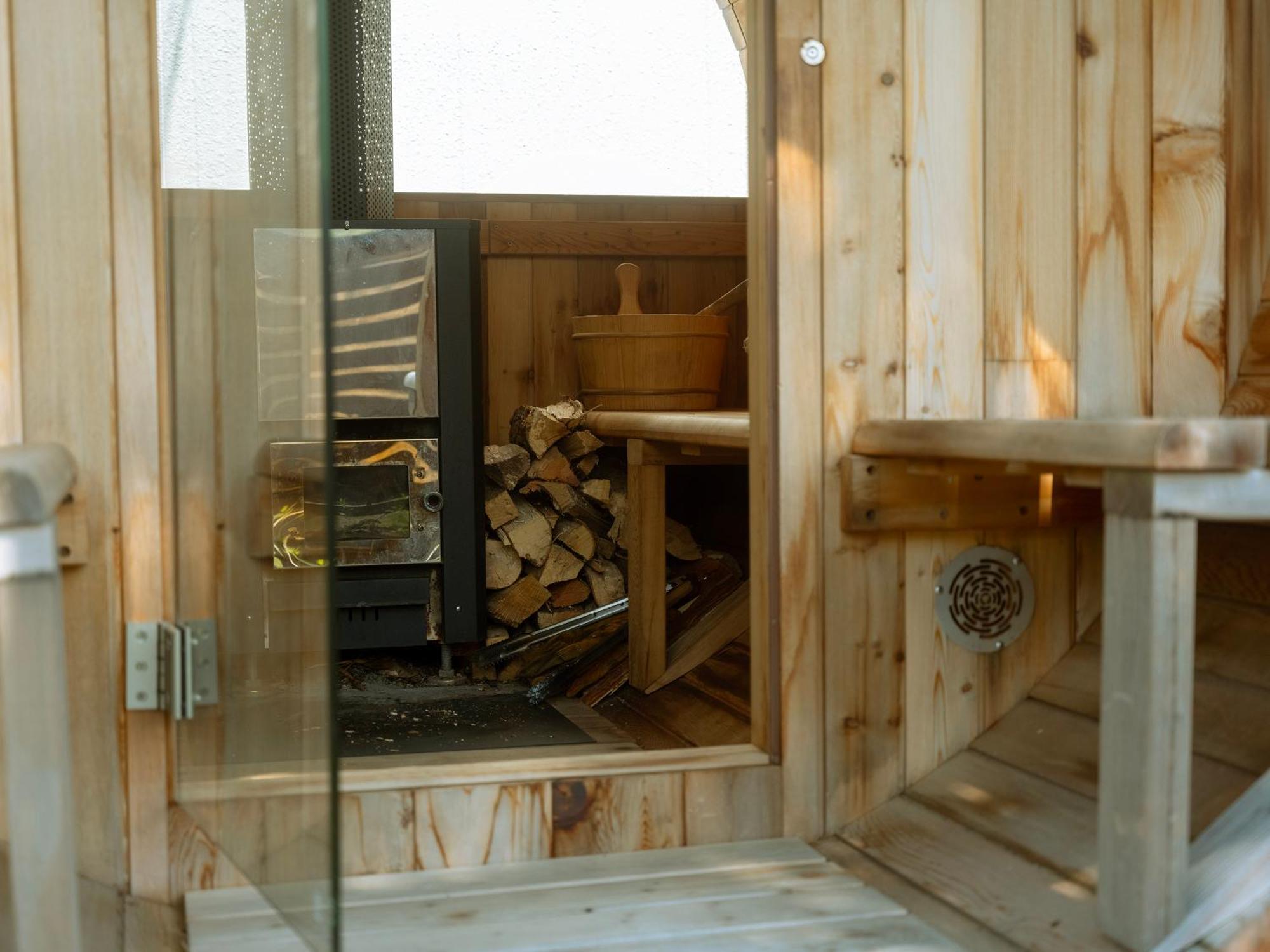 Gramercy Village 山中湖 Glamping &Sauna Яманакако Экстерьер фото